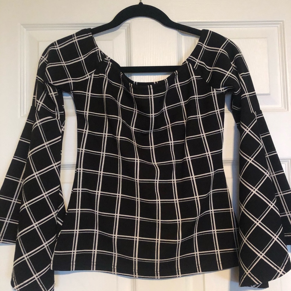 Off the shoulder black and white top